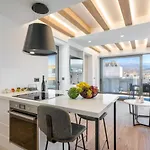 Almy Luxury Apartment *