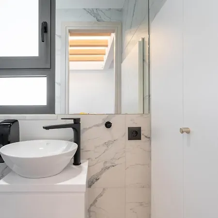 Almy Luxury Апартаменти