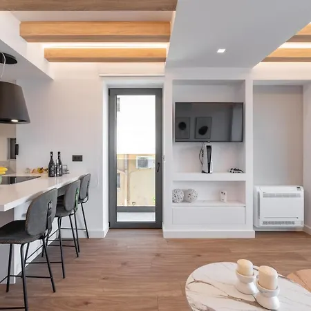 Almy Luxury Daire Hanya