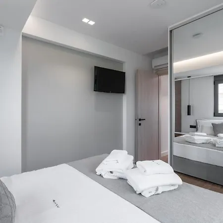 아파트 Almy Luxury *