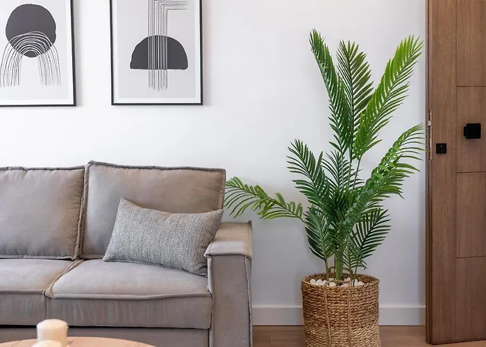 Almy Luxury アパート *