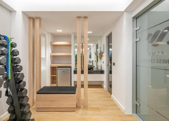 Almy Luxury * ハニア